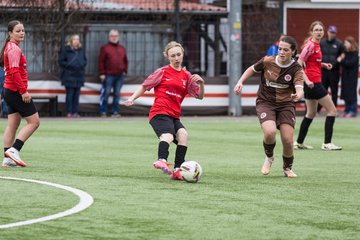 Bild 427 - wBJ FC St. Pauli - Walddoerfer SV : Ergebnis: 3:4